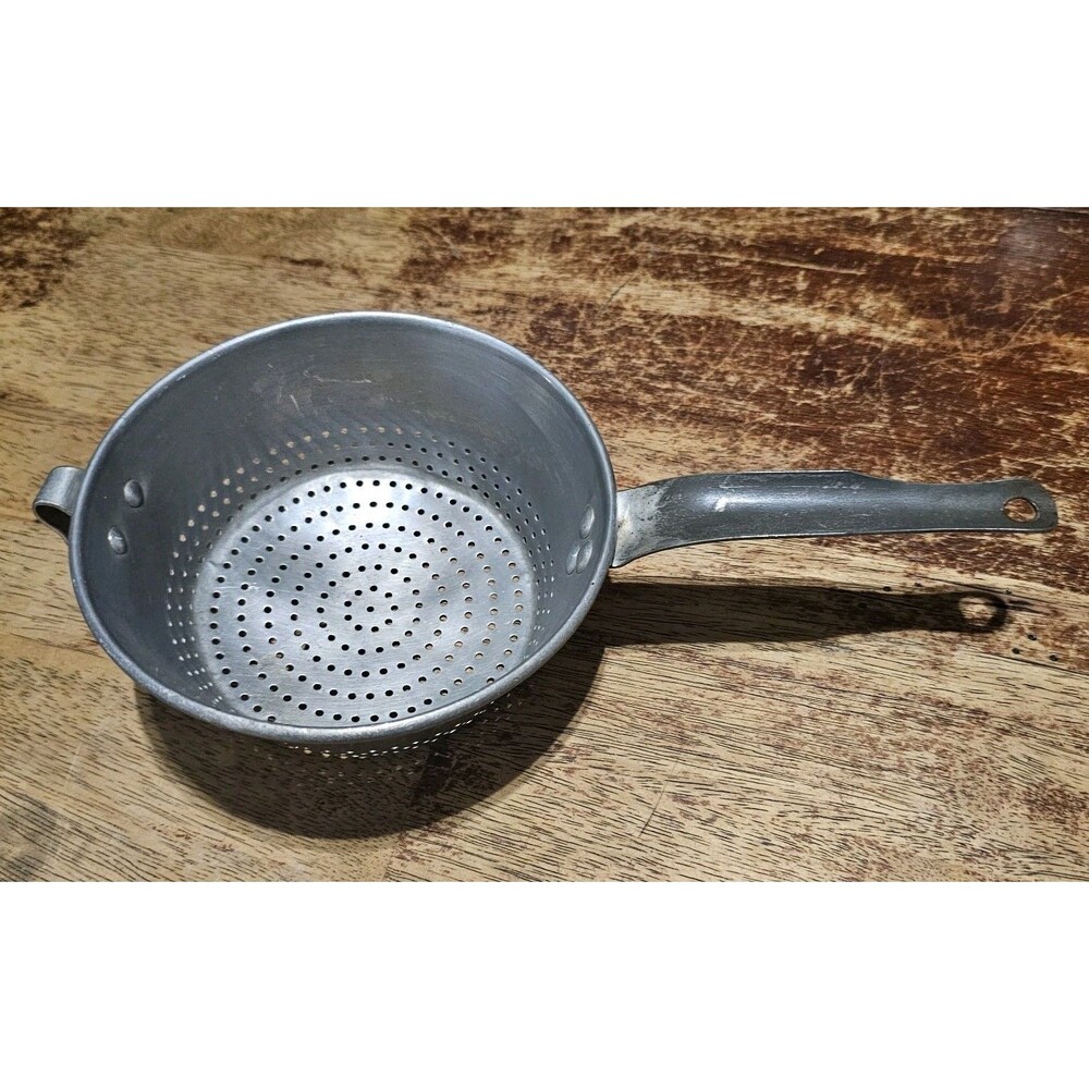 Vintage Wear Ever  Strainer Colander 931 Aluminum Basket  8 1/4" x 3 3/4"USA